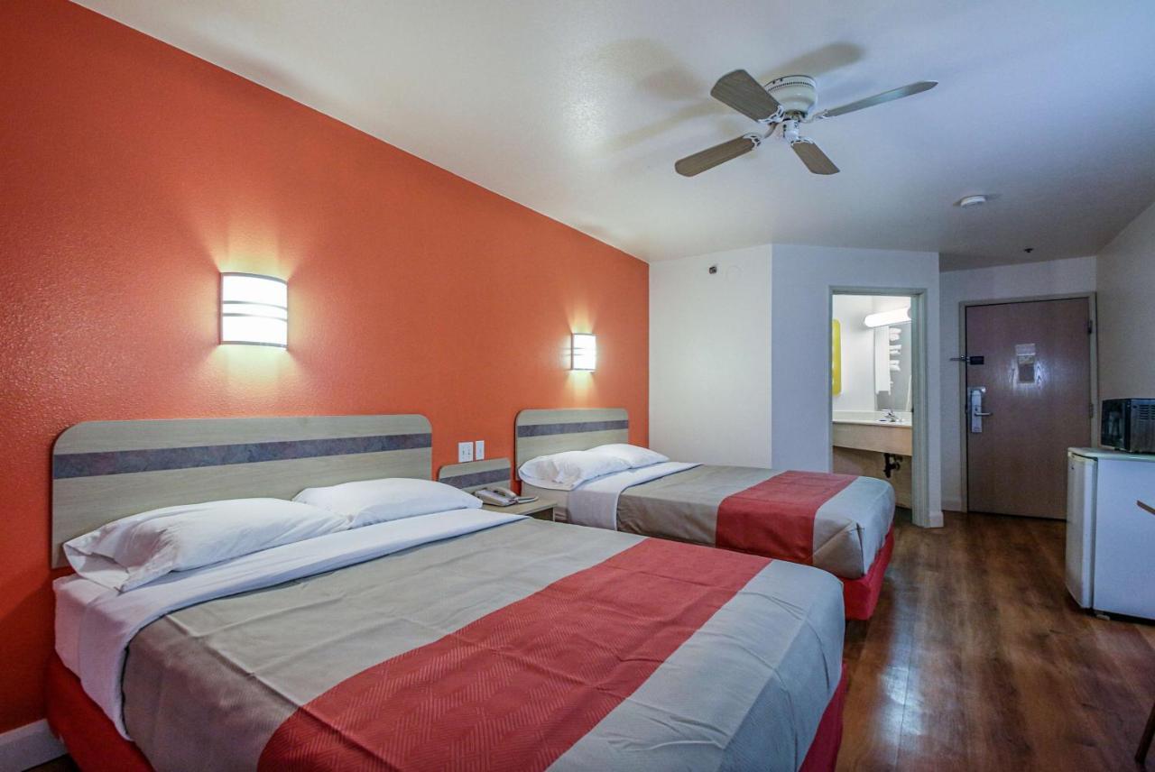 Motel 6-Nephi, Ut Luaran gambar