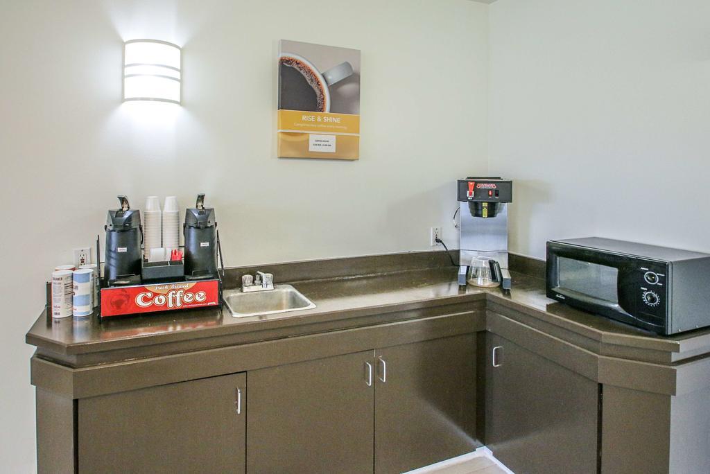 Motel 6-Nephi, Ut Luaran gambar